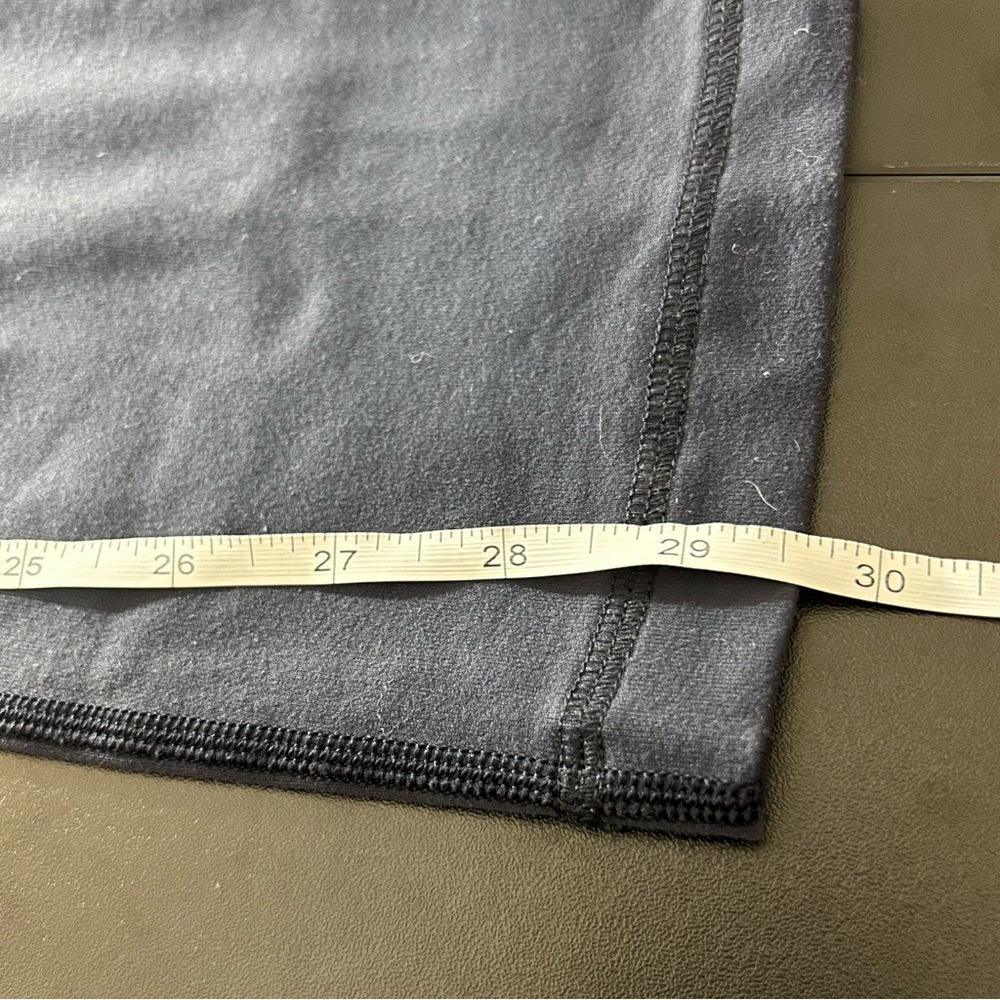 Lululemon Skinny Groove Pant. Full-On Luon. Inkwell. Size 4 Yoga Skinny Fit. - Picture 6 of 6